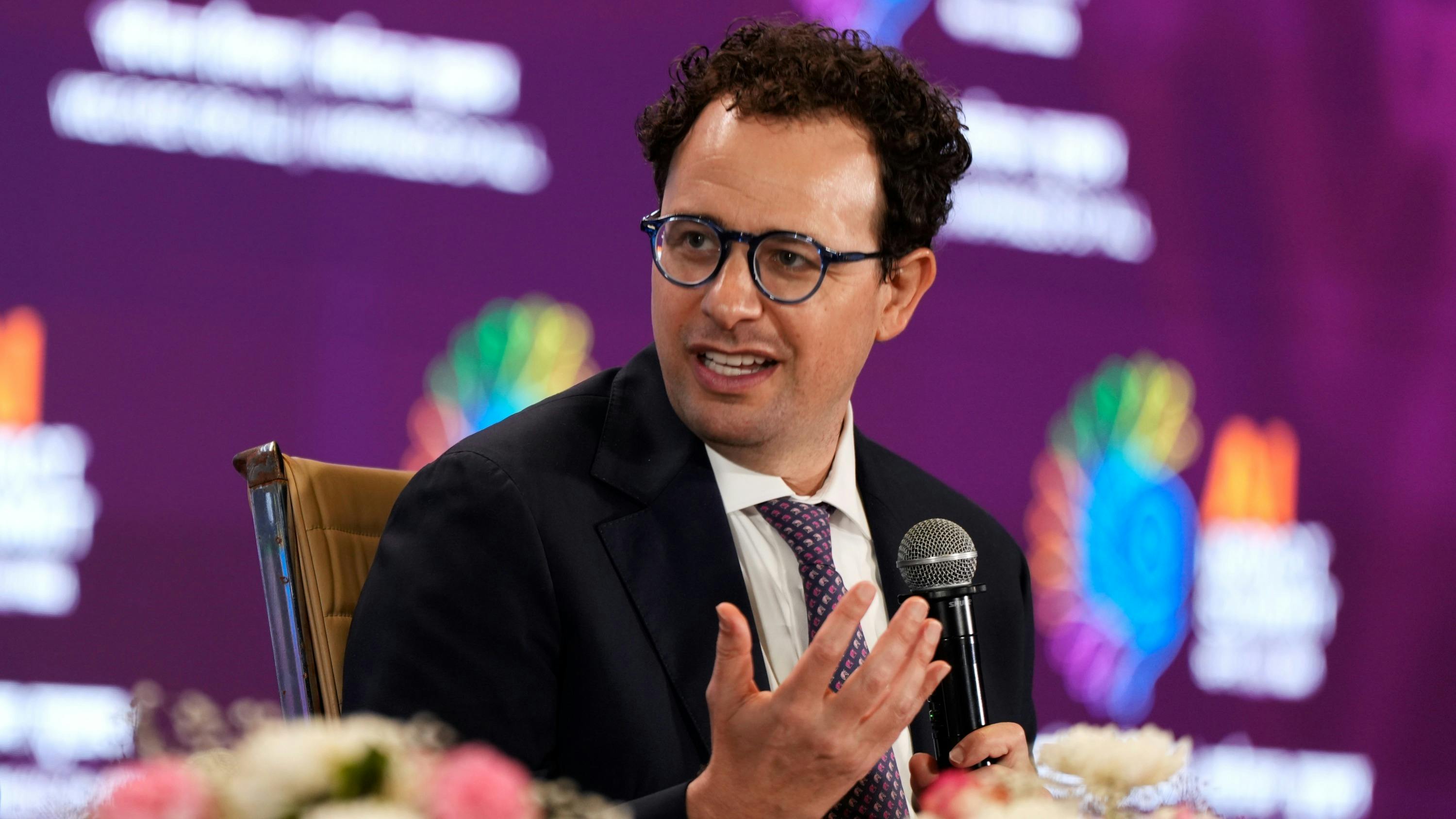 五角大楼将目标对准人类学之际，OpenAI 试图填补这一空白