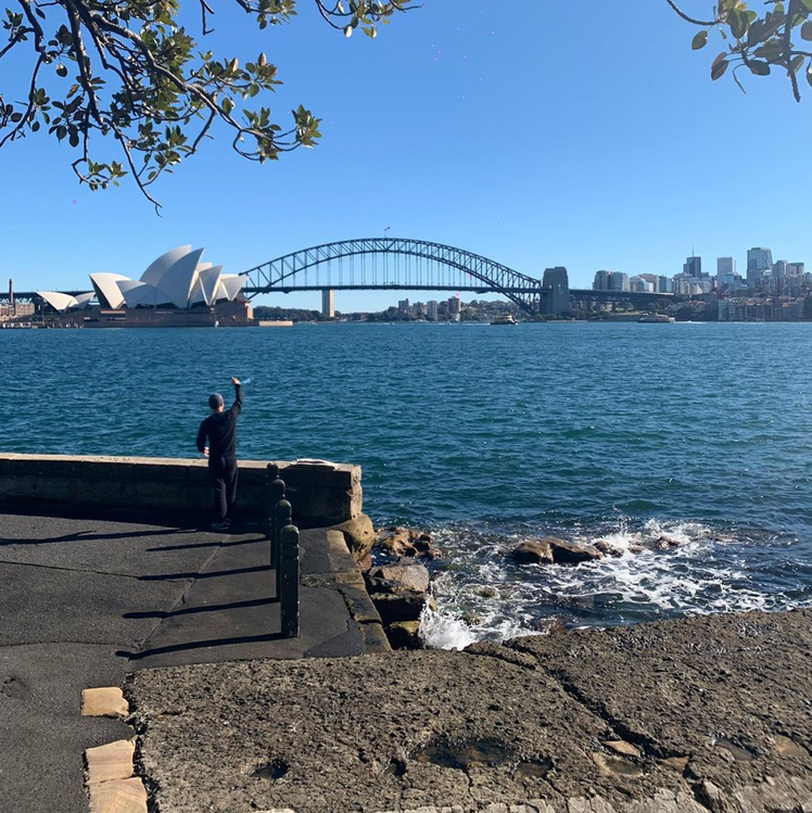 轻倚岁月潜读流年