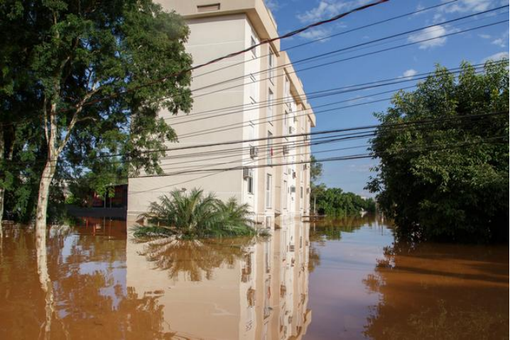 南里奧格蘭德州遭遇暴雨和洪水 圖源：新華社