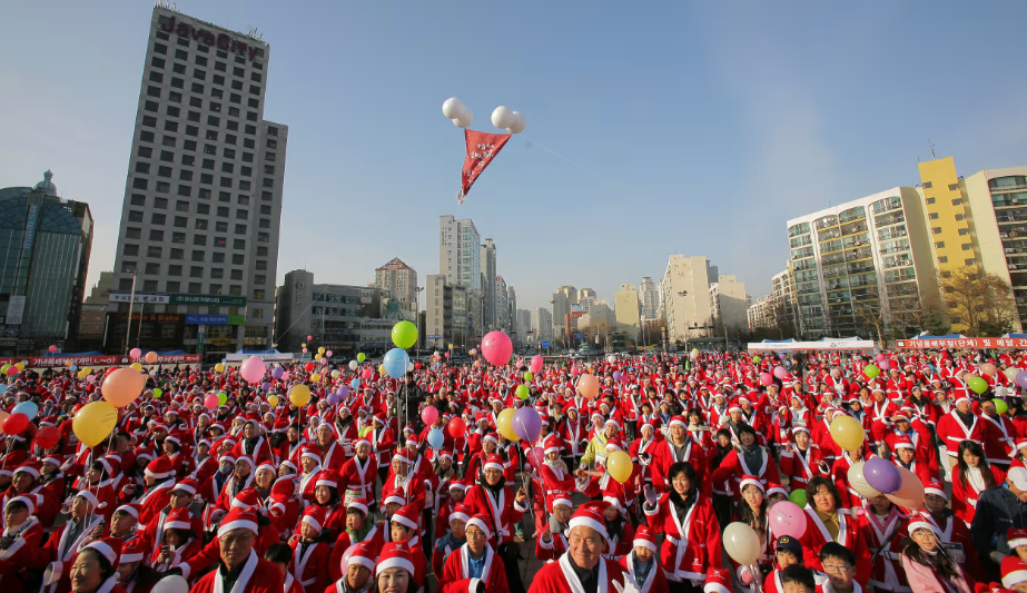 Investors look set to be disappointed as the “Santa Claus rally” has so far failed to materialize for the second year in a row.