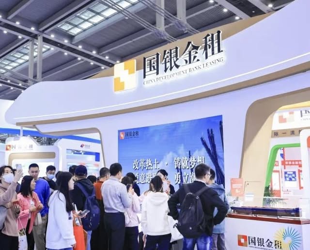 可能是包含下列内容的图片：9 位用户、医院和文字