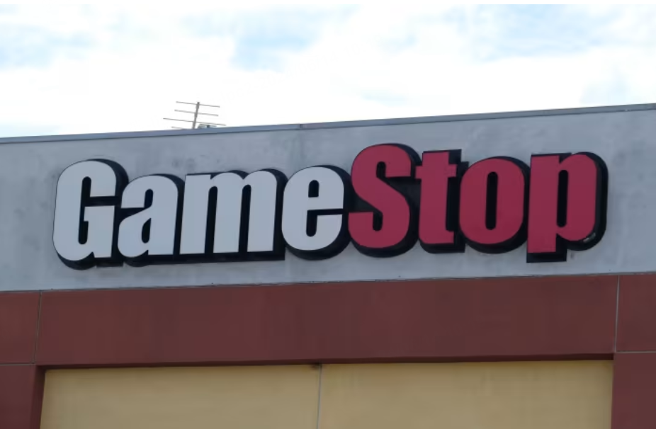 How will GameStop spend its $4 billion cash hoard? Here are three possible plans.