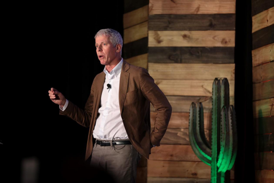 克里斯·賴特（Chris Wright）