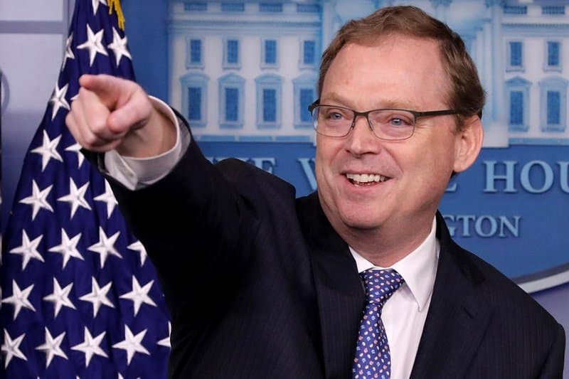 特朗普顾问哈西特表态愿接任联储局主席：支持12月降息50个基点